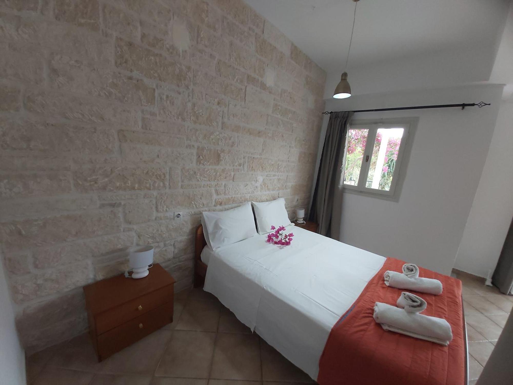 Bodikos Villas & Apartments Pitsidia Esterno foto