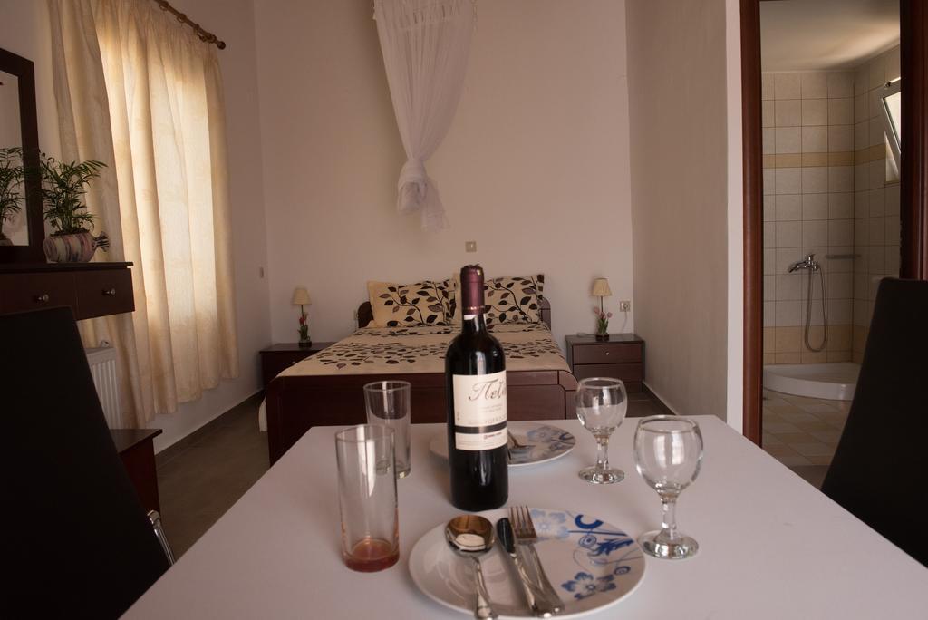 Bodikos Villas & Apartments Pitsidia Esterno foto